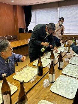 杜氏研究会